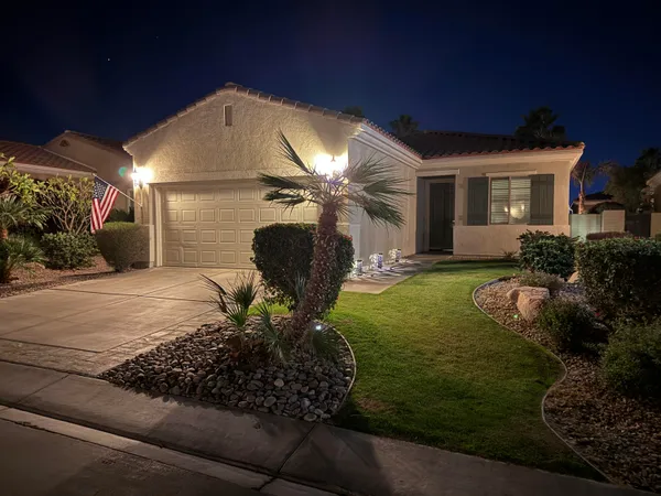 $2,500 | 81919 Avenida Bienvenida, Indio, CA 92203