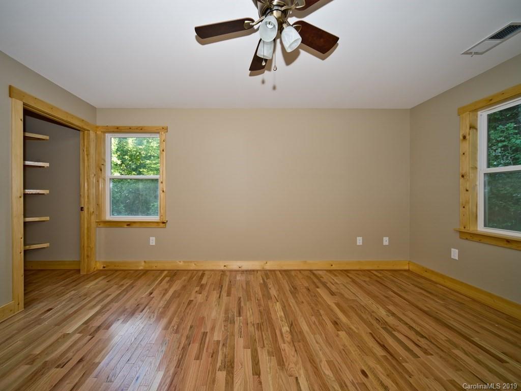 284 Dollar Ridge Sylva, NC 28779 - Photo 12 of 21 Gallery Image 12