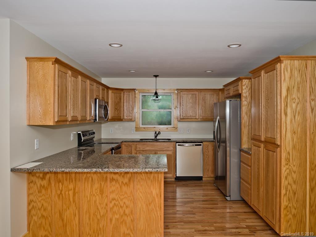 284 Dollar Ridge Sylva, NC 28779 - Photo 16 of 21 Gallery Image 16