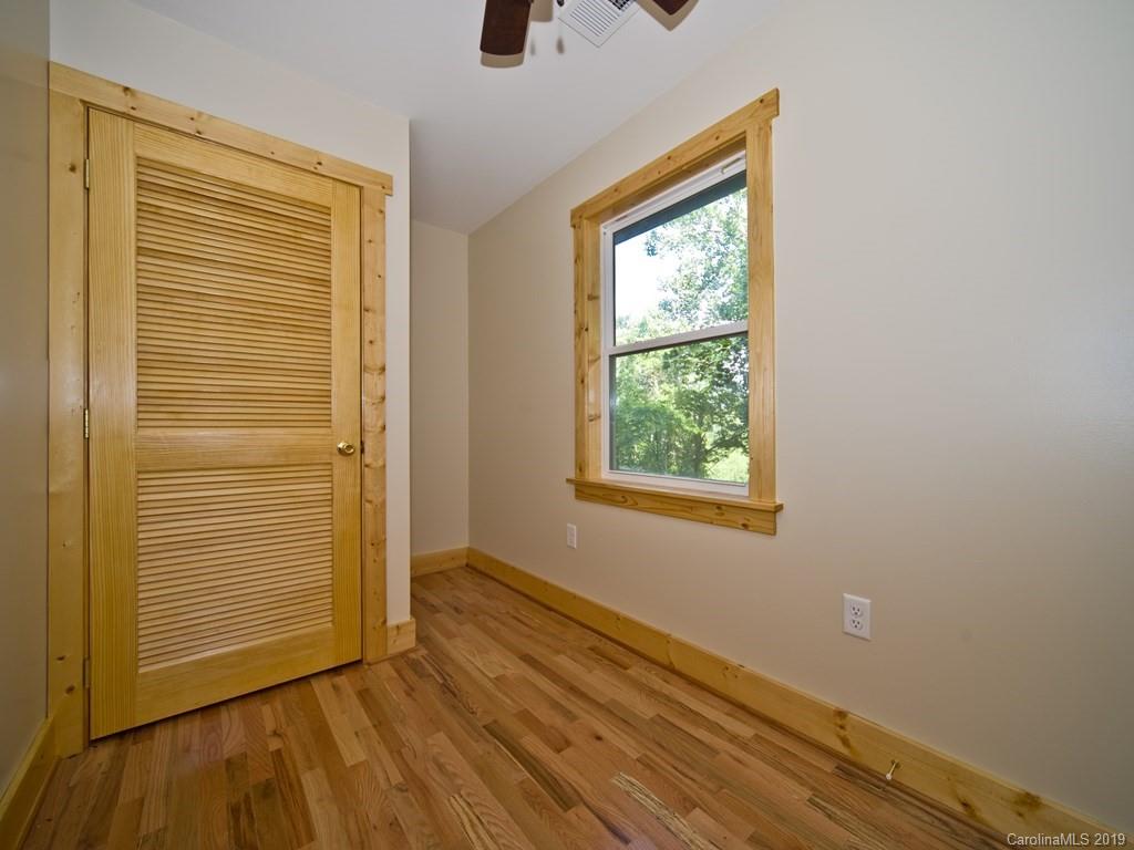 284 Dollar Ridge Sylva, NC 28779 - Photo 8 of 21 Gallery Image 8