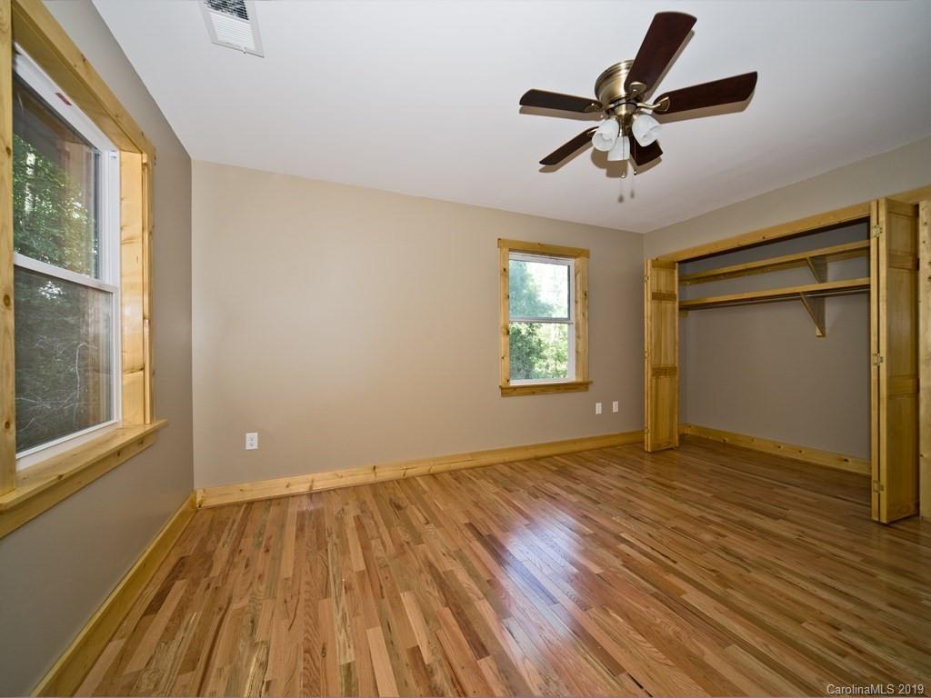 284 Dollar Ridge Sylva, NC 28779 - Photo 9 of 21 Gallery Image 9