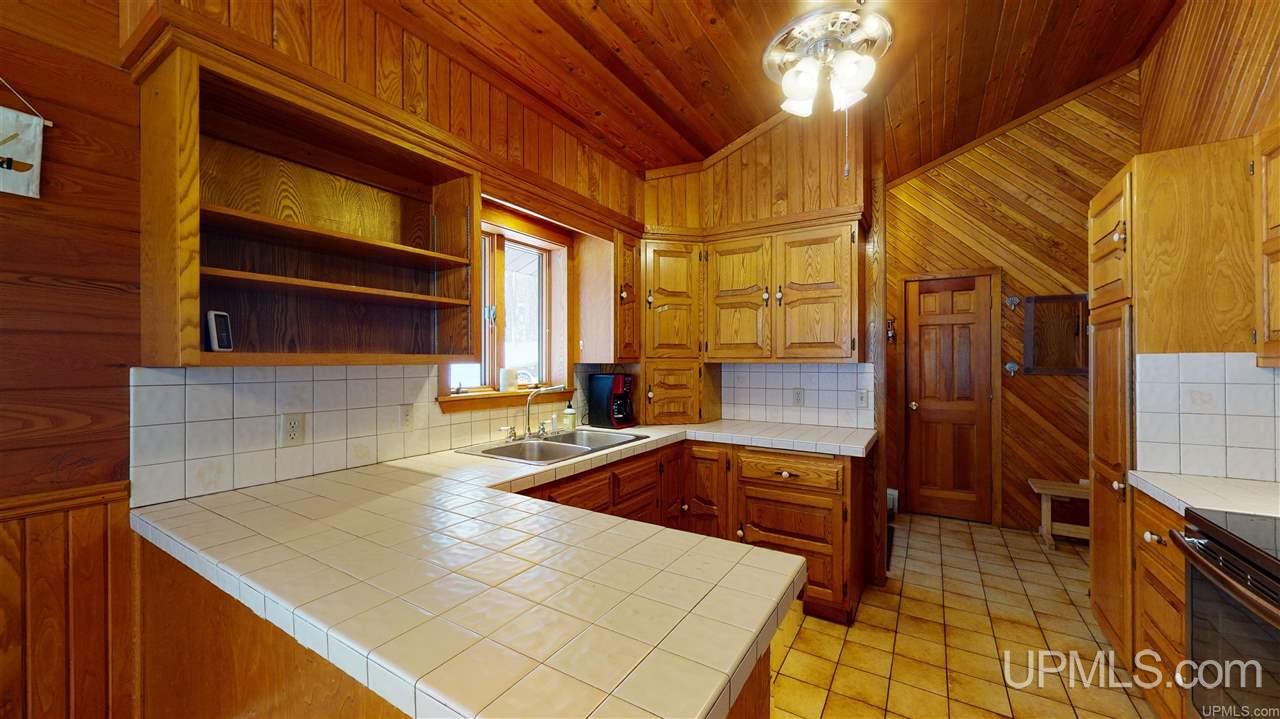 151 Neejee Road Negaunee, MI 49866 - Photo 4 of 50 Gallery Image 4