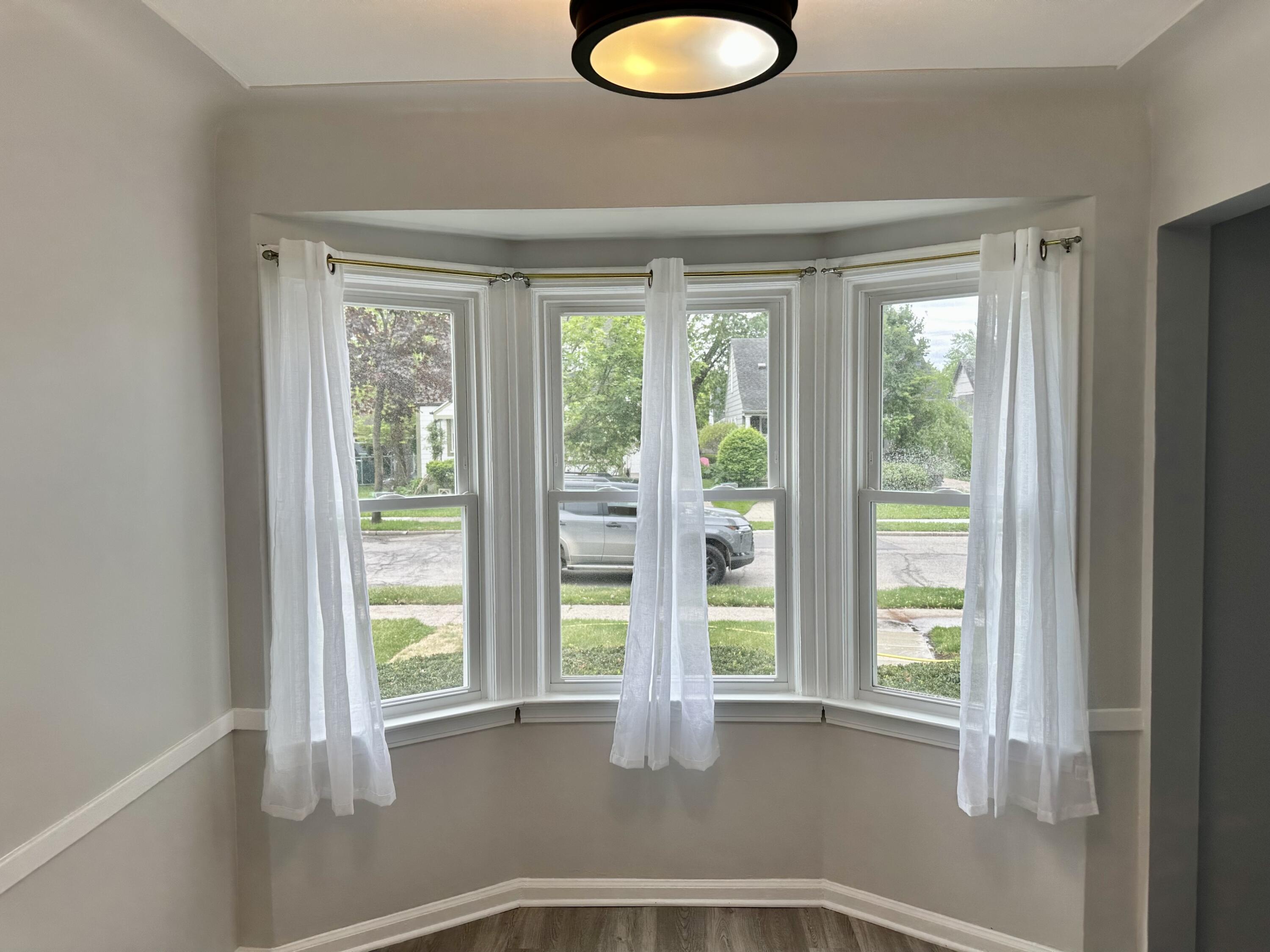 2360 Harvard Road Berkley, MI 48072 - Photo 18 of 54 IMG_8310