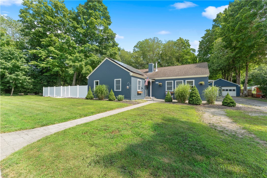 103 Stockwell Road Burrillville, RI 02826 - Photo 2 of 40