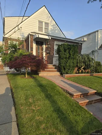 $1,299,000 | 149-41 114th Street | South Ozone Park