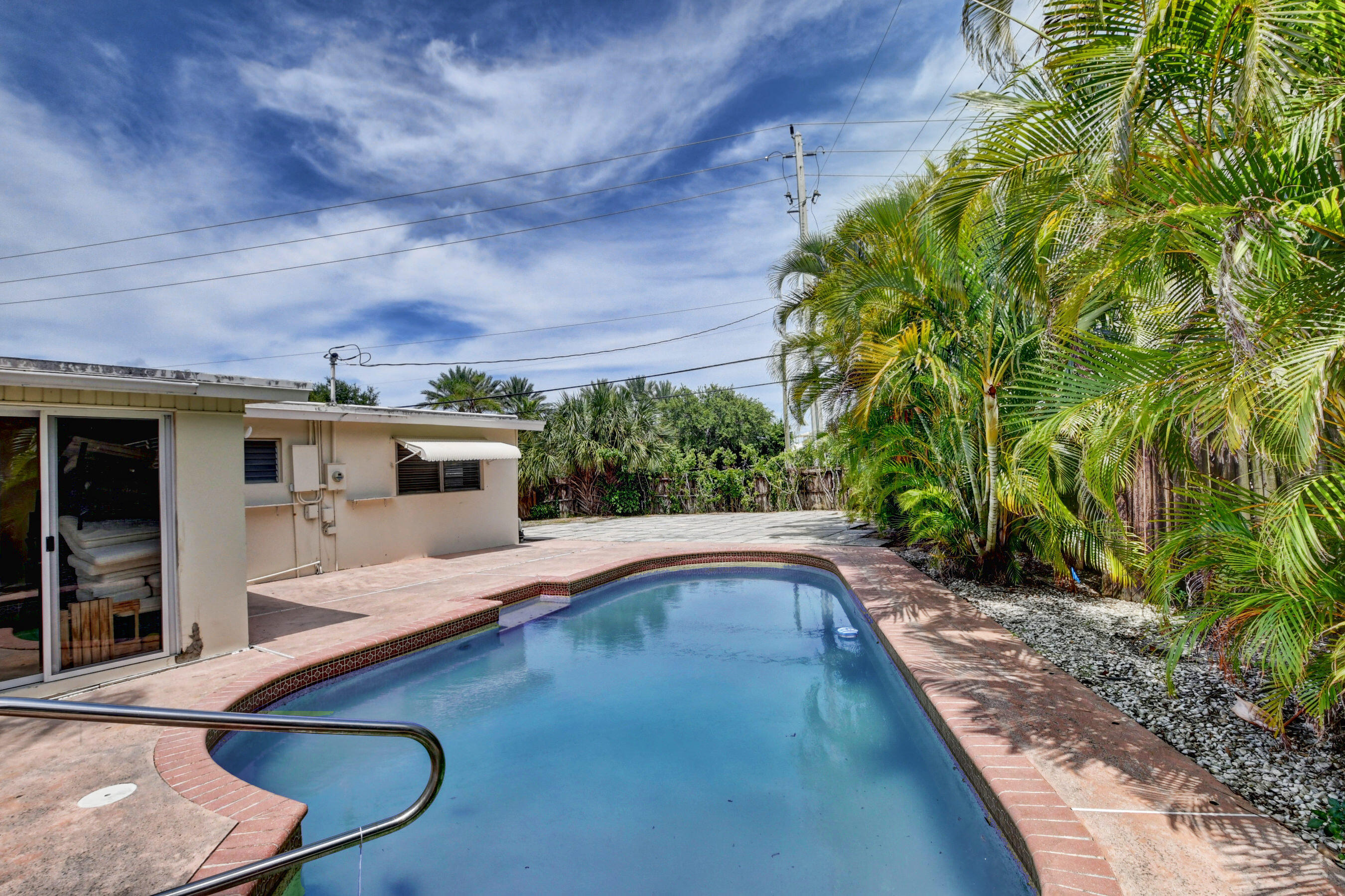 498 Northeast 6th Street Boca Raton, FL 33432 - Photo 33 of 39 32_dsc_4857_58_59_60_61