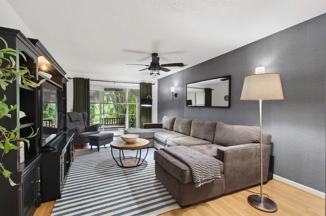 $310,000 | 6621 Via Regina, Unit 6621, Boca Raton, FL 33433