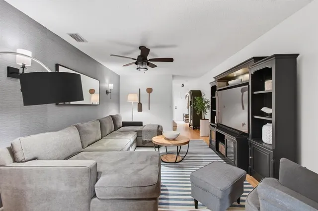 $310,000 | 6621 Via Regina, Unit 6621, Boca Raton, FL 33433