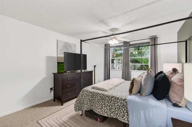 $310,000 | 6621 Via Regina, Unit 6621, Boca Raton, FL 33433