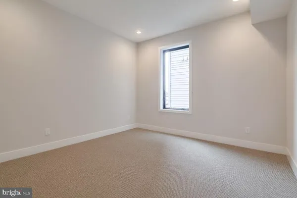 $2,013 | 514 South Street, Unit 203, Philadelphia, PA 19147
