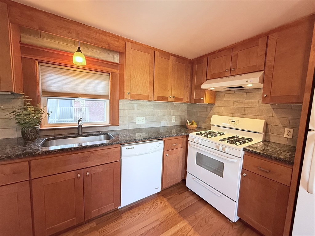 214 Spring Street, Unit 2 Boston, MA 02132 - Photo 3 of 15