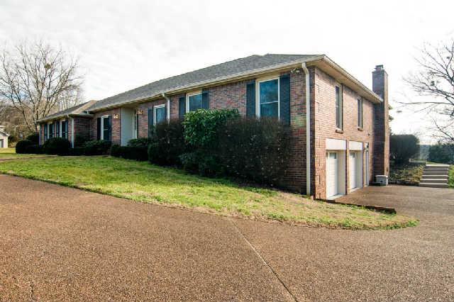 703 Sneed Road West Franklin, TN 37069 - Photo 2 of 19 Gallery Image 2
