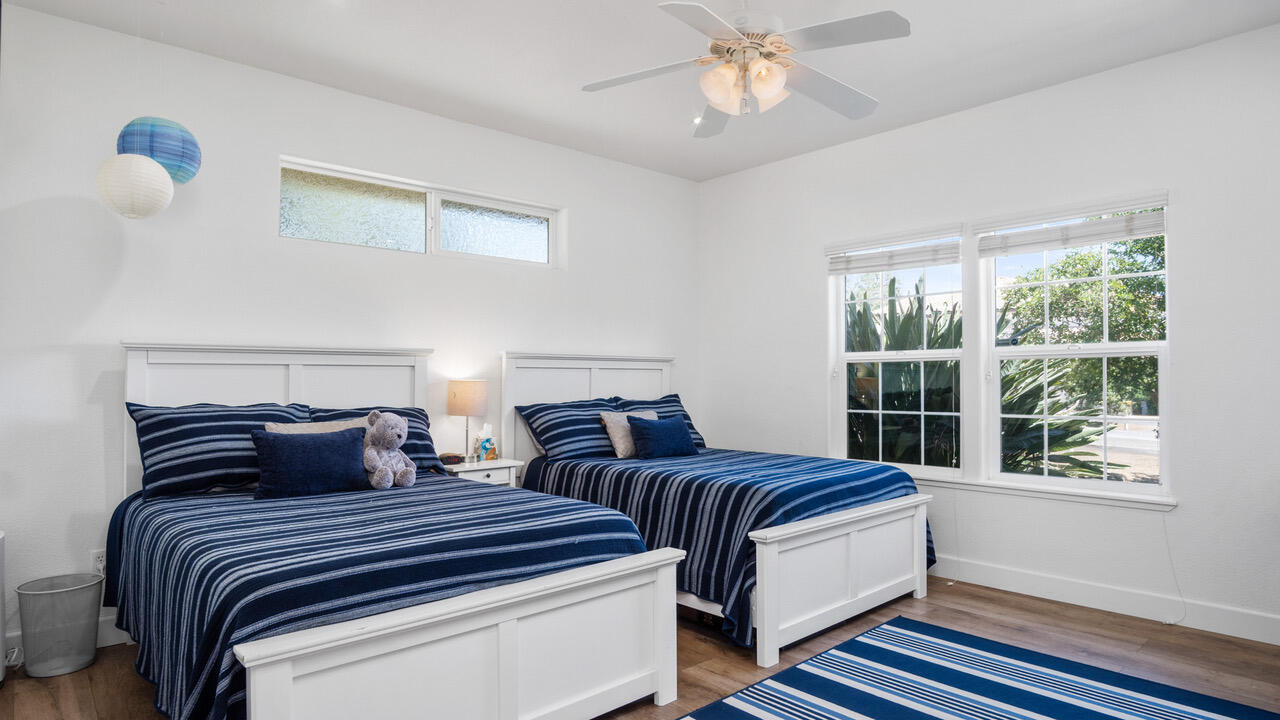 16657 Thomas Drive Springville, CA 93265 - Photo 21 of 37 a bedroom with two beds and a window