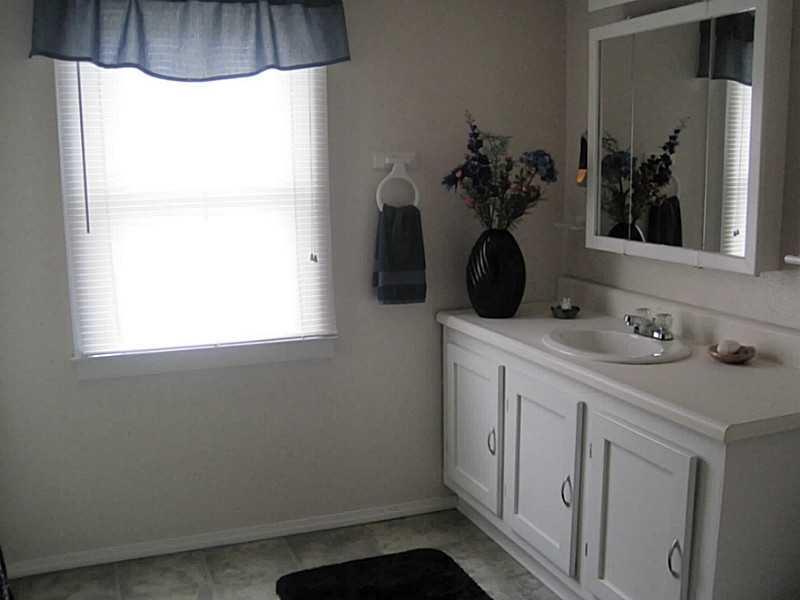 217 Crestview Road Penn Hills, PA 15235 - Photo 13 of 16 Full Bath. This large bathroom is located on the second floor. It has room to move about.