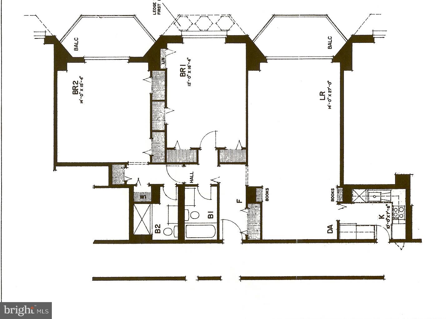 560 N Street Southwest, Unit N304 Washington, DC 20024 - Photo 12 of 22 a black and white photo of a living room