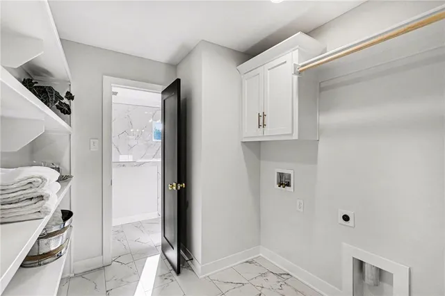 $699,900 | 3221 Southwest Saddlebred Terrace, Lee's Summit, MO 64082