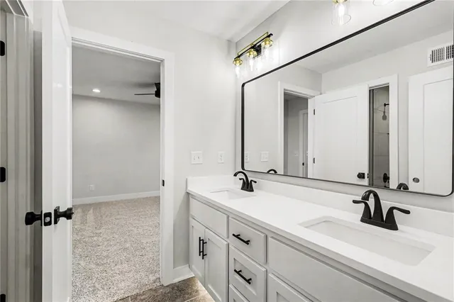 $699,900 | 3221 Southwest Saddlebred Terrace, Lee's Summit, MO 64082