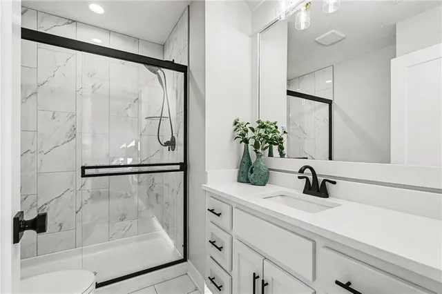 $699,900 | 3221 Southwest Saddlebred Terrace, Lee's Summit, MO 64082