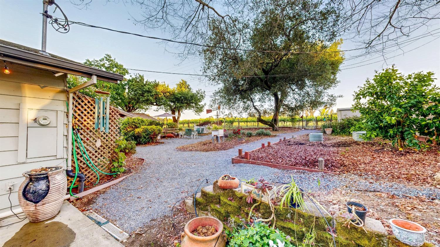 2142 Laguna Road Santa Rosa, CA 95401 - Photo 86 of 91 Gallery Image 86