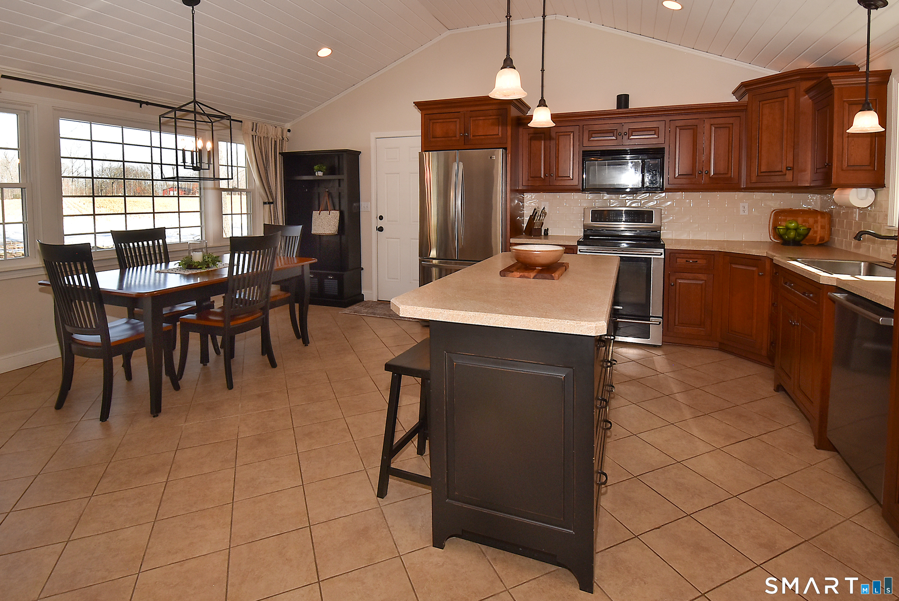 59 Wappingwood Road Ellington, CT 06029 - Photo 4 of 33