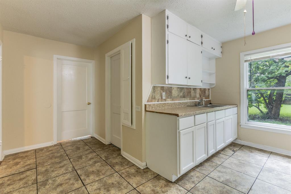 3617 Pine Avenue Waco, TX 76708 - Photo 8 of 15