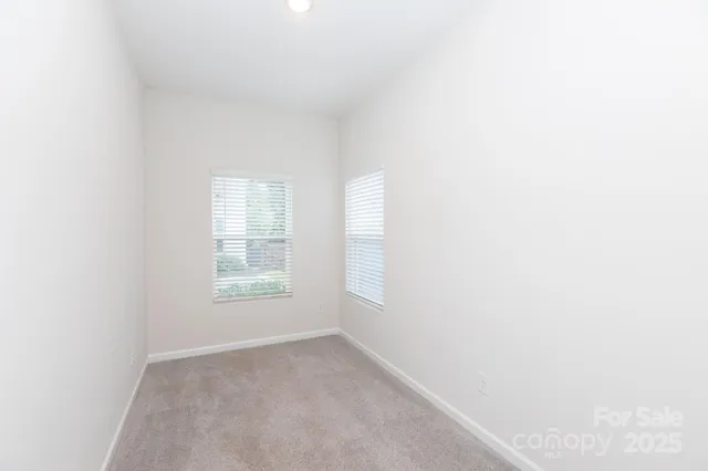 a view of empty room with window