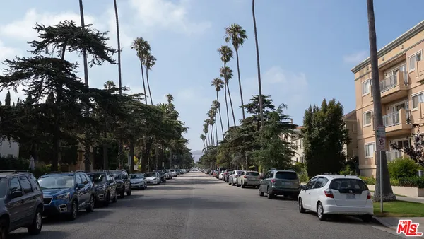 $785,000 | 943 12th Street, Unit 7, Santa Monica, CA 90403