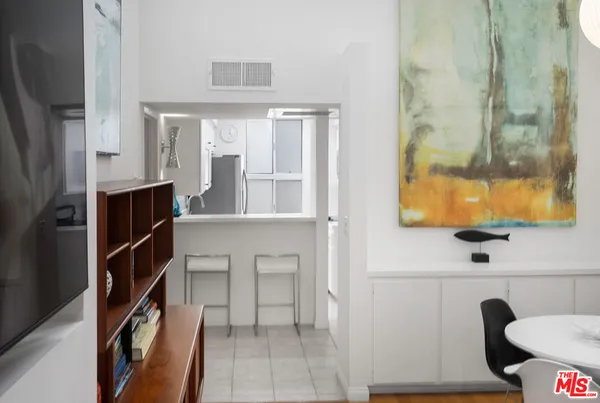$785,000 | 943 12th Street, Unit 7, Santa Monica, CA 90403