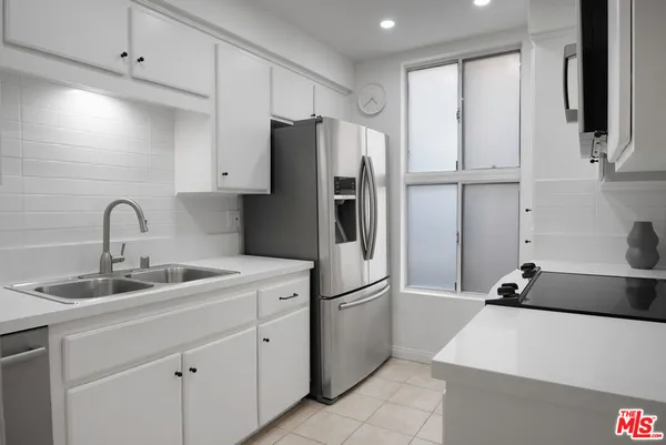 $785,000 | 943 12th Street, Unit 7, Santa Monica, CA 90403
