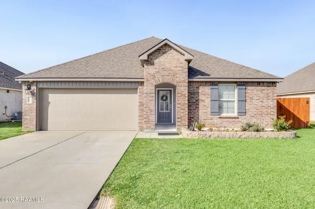 $260,000 | 208 Marathon Drive, Lafayette, LA 70501