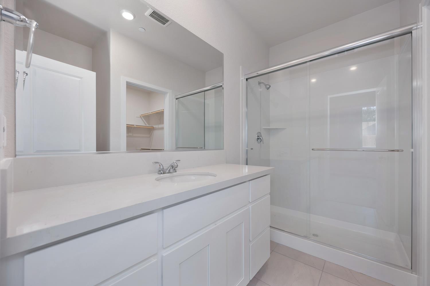 1113 Mallory Ridge Street Roseville, CA 95747 - Photo 6 of 11