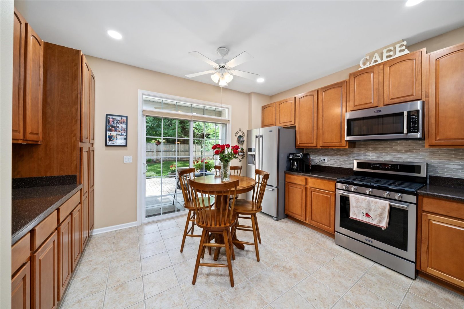 2873 Normandy Circle Naperville, IL 60564 - Photo 8 of 24