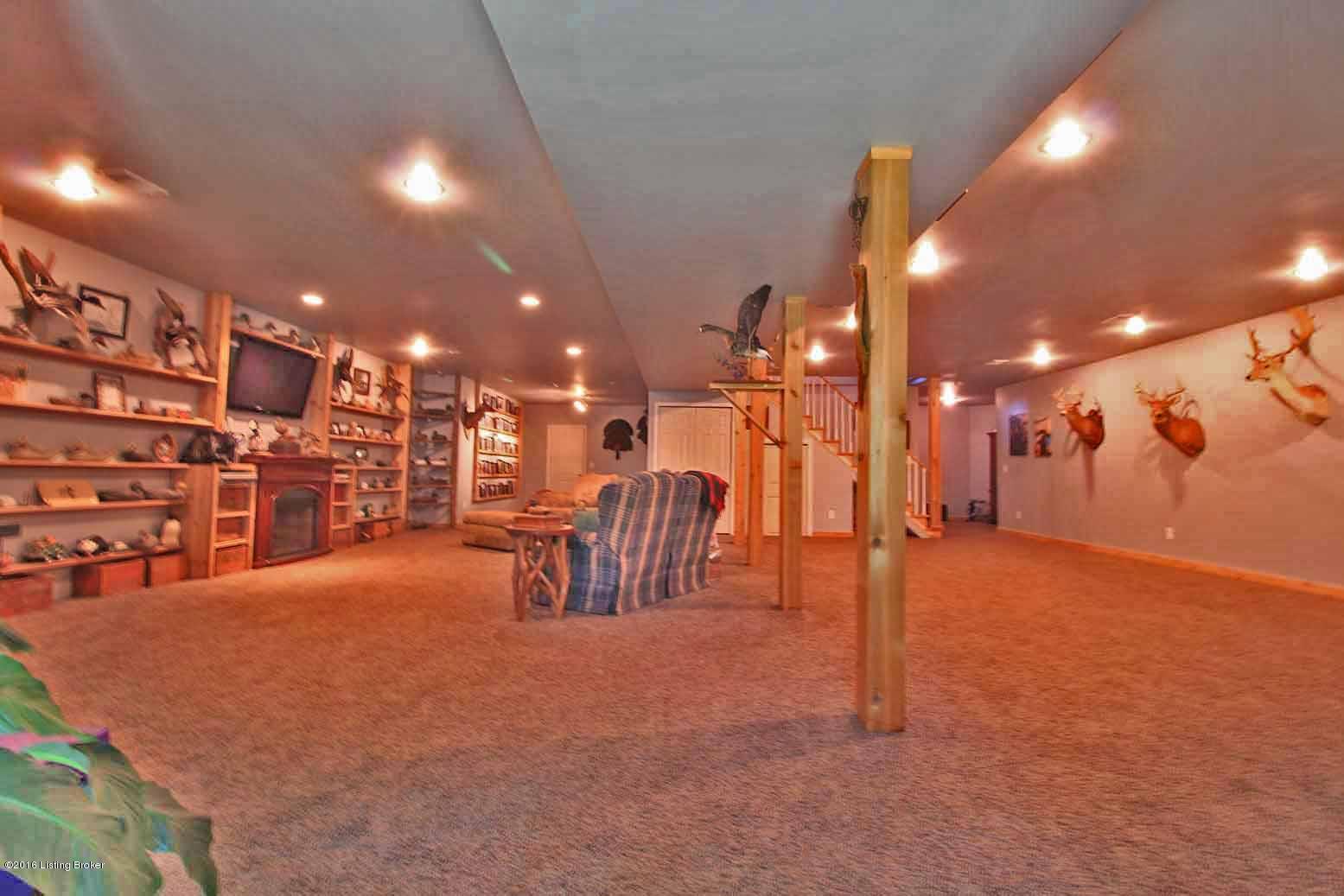 3664 Mink Run Road Frankfort, KY 40601 - Photo 41 of 84 Huge Family Room in Lower Level