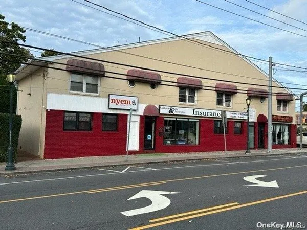 $2,400 | 360 Larkfield Road, East Northport, NY 11731