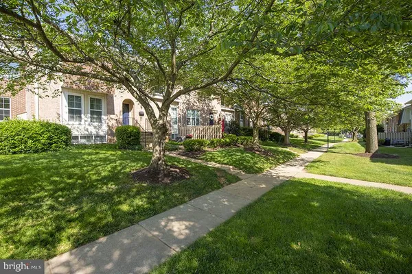 $2,445 | 1699 Yale Place, Unit 3B554, Rockville, MD 20850