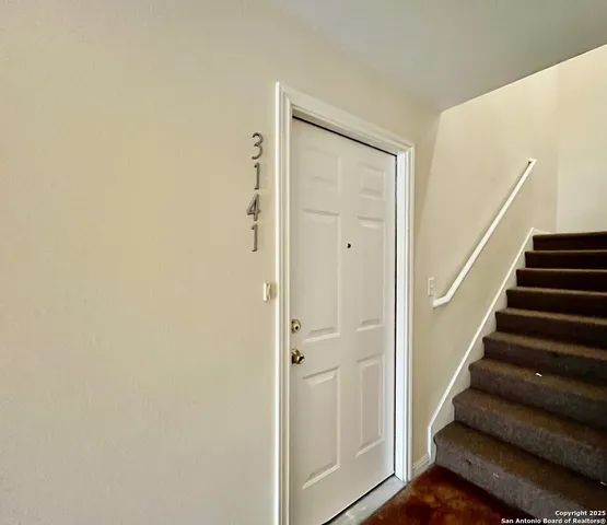 $1,295 | 3141 Douglas Fir Drive, New Braunfels, TX 78130