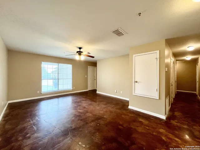 $1,295 | 3141 Douglas Fir Drive, New Braunfels, TX 78130