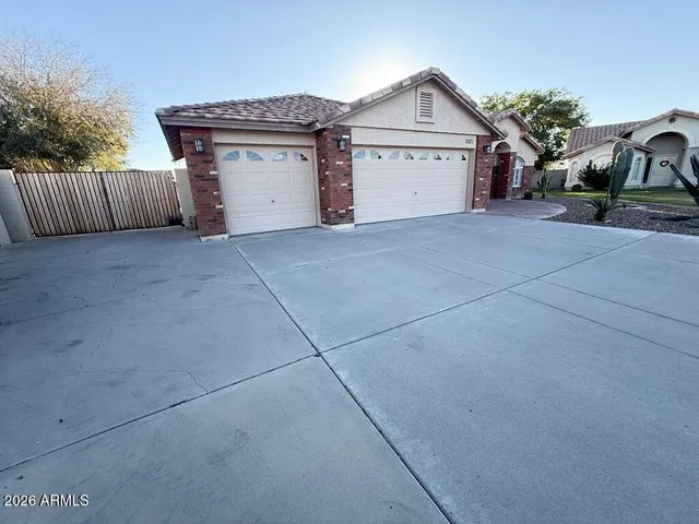 $610,000 | 2821 East Morgan Court, Gilbert, AZ 85295