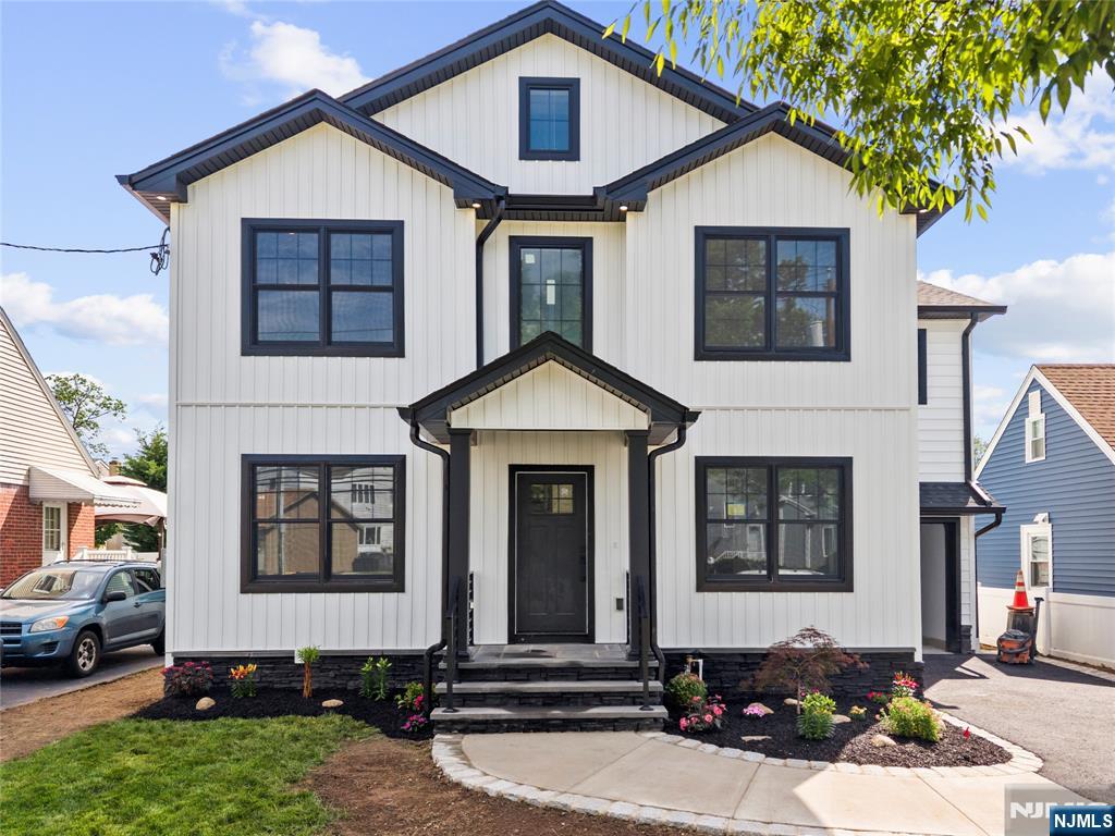 51 Becker Avenue Rochelle Park, NJ 07662 - Photo 2 of 48