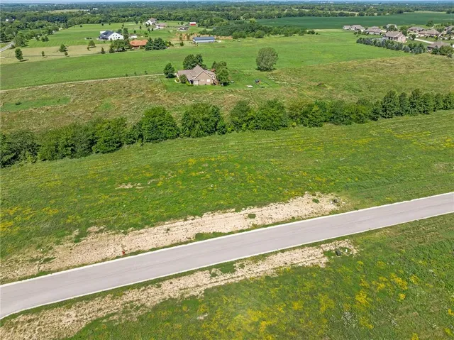 $237,000 | 7216 Northeast 133rd Street, Smithville, MO 64089