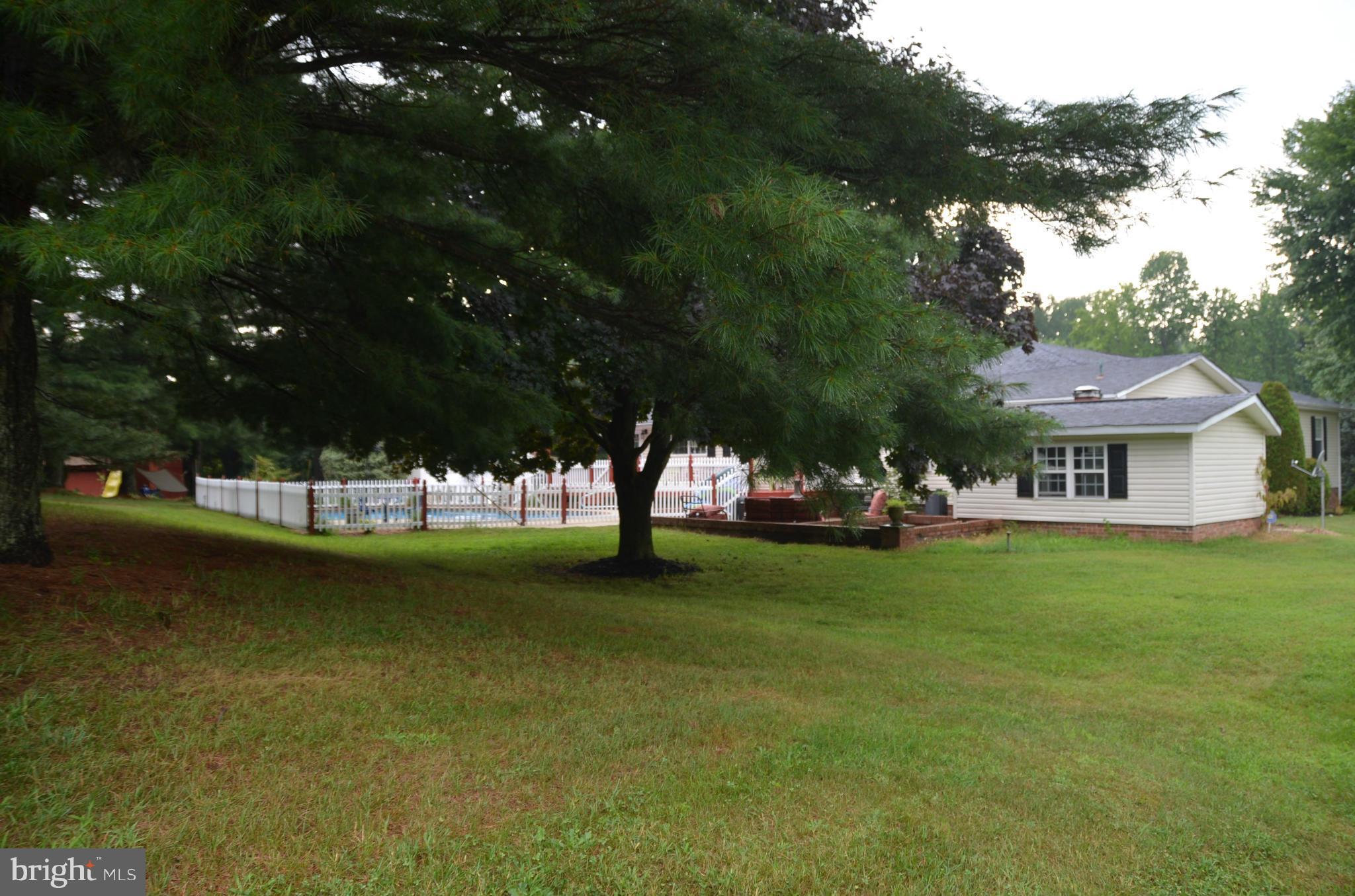 8681 Solomons Island Road North Owings, MD 20736 - Photo 11 of 29 Exterior (Rear)