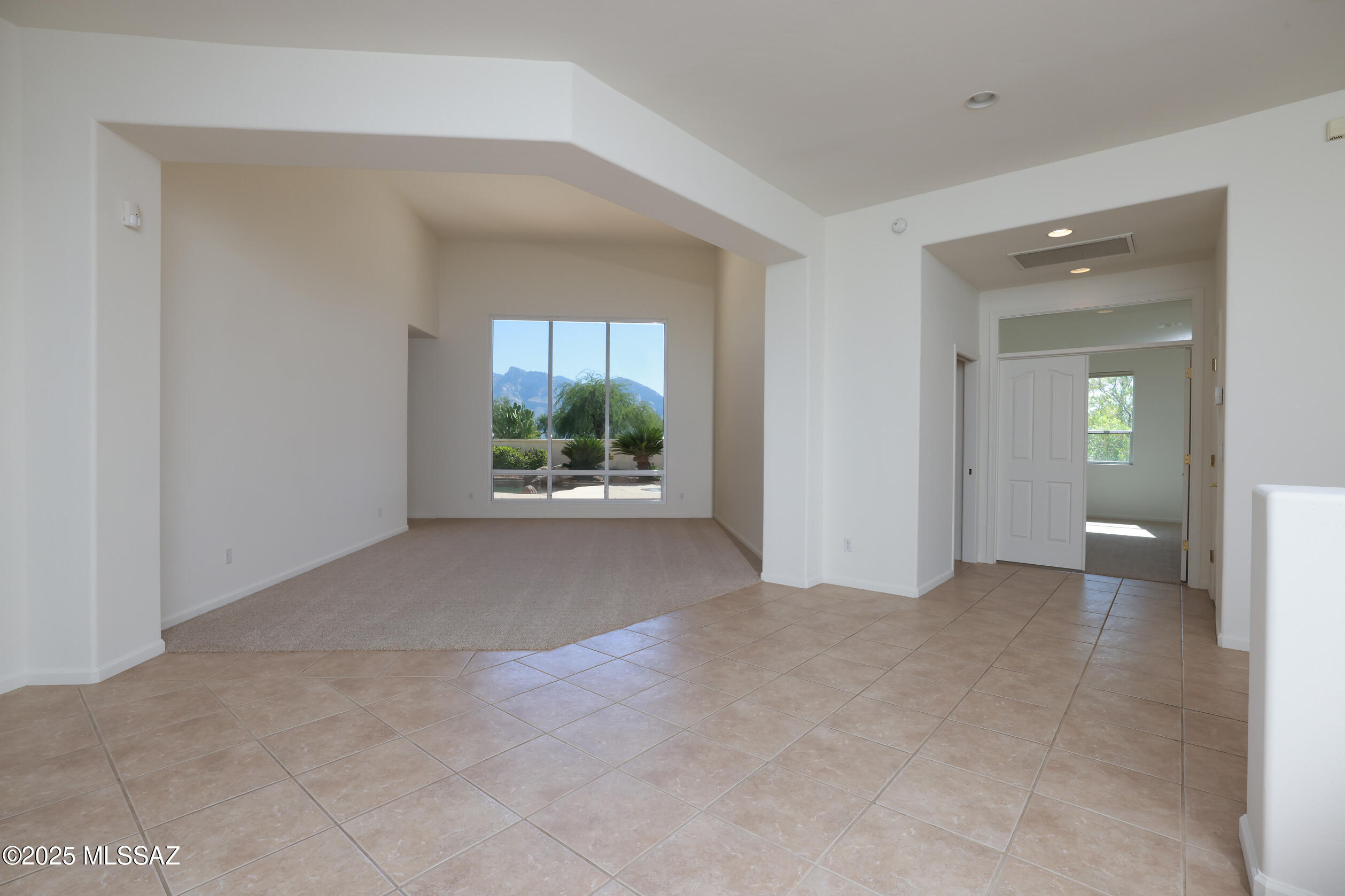 12510 North Piping Rock Road Tucson, AZ 85755 - Photo 8 of 47