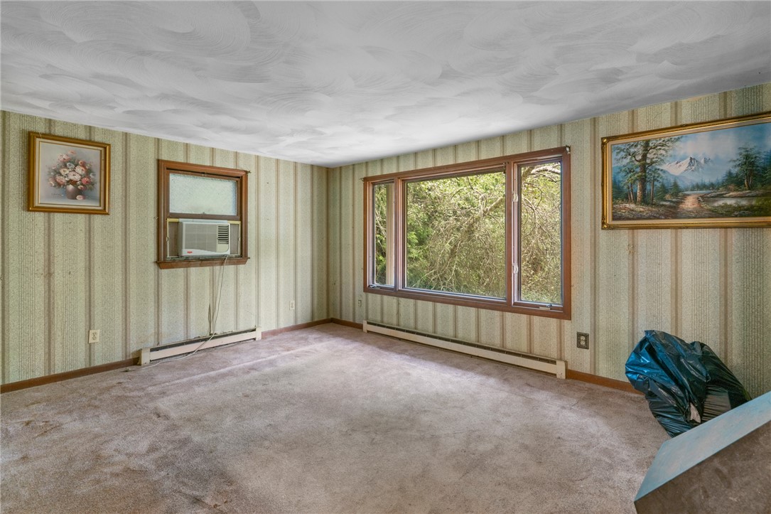 1 Hamburger Road Coventry, RI 02816 - Photo 14 of 34