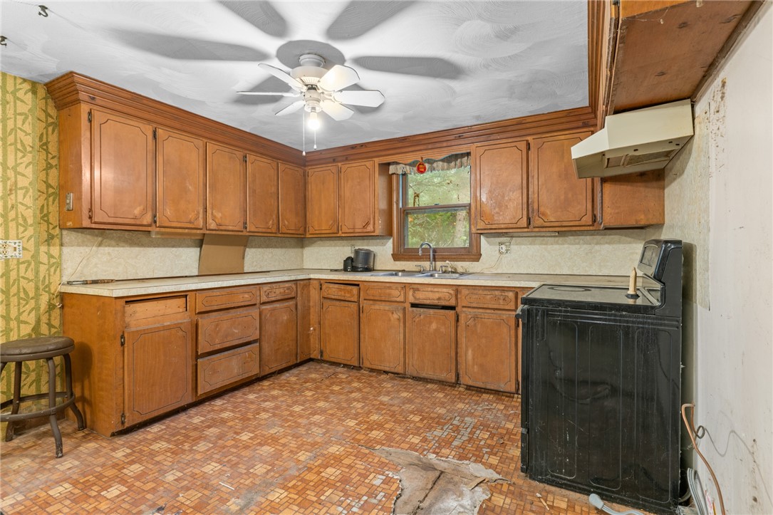 1 Hamburger Road Coventry, RI 02816 - Photo 17 of 34