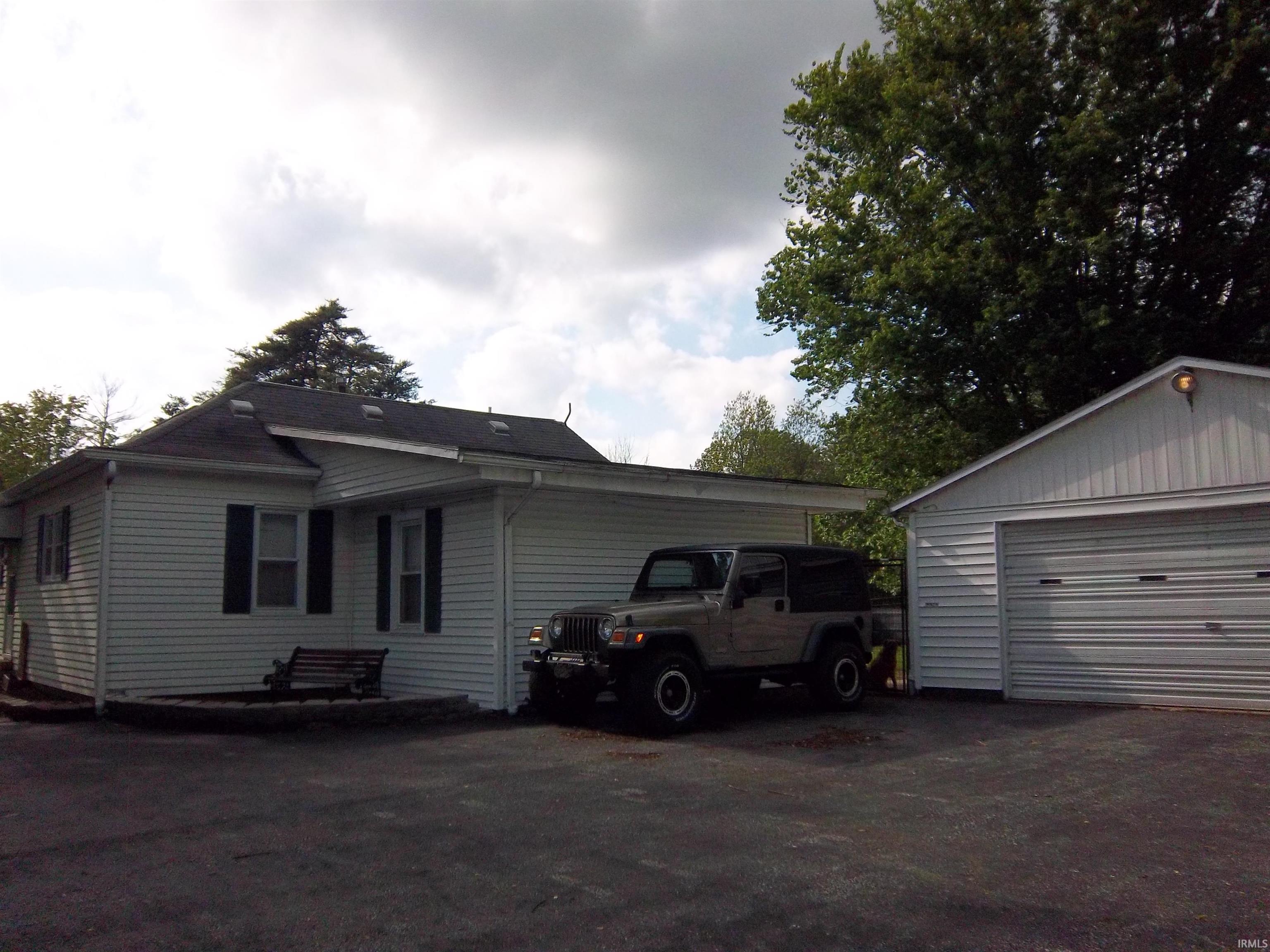 150 West Zikes Road Bloomington, IN 47403 - Photo 5 of 24 Gallery Image 5
