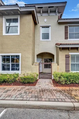$2,650 | 3122 Merrick Terrace, Unit 1904, Margate, FL 33063