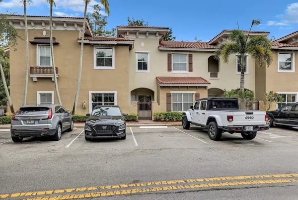 $2,650 | 3122 Merrick Terrace, Unit 1904, Margate, FL 33063