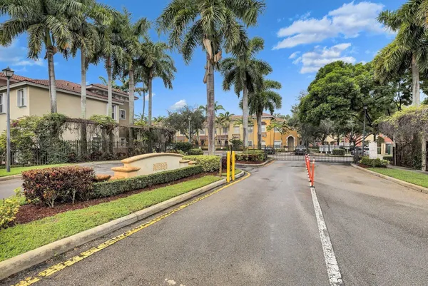 $2,650 | 3122 Merrick Terrace, Unit 1904, Margate, FL 33063