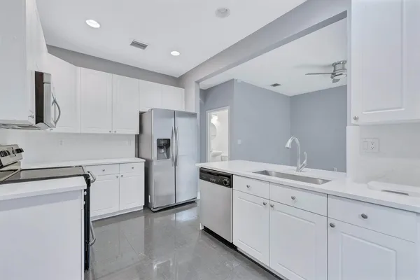 $2,650 | 3122 Merrick Terrace, Unit 1904, Margate, FL 33063