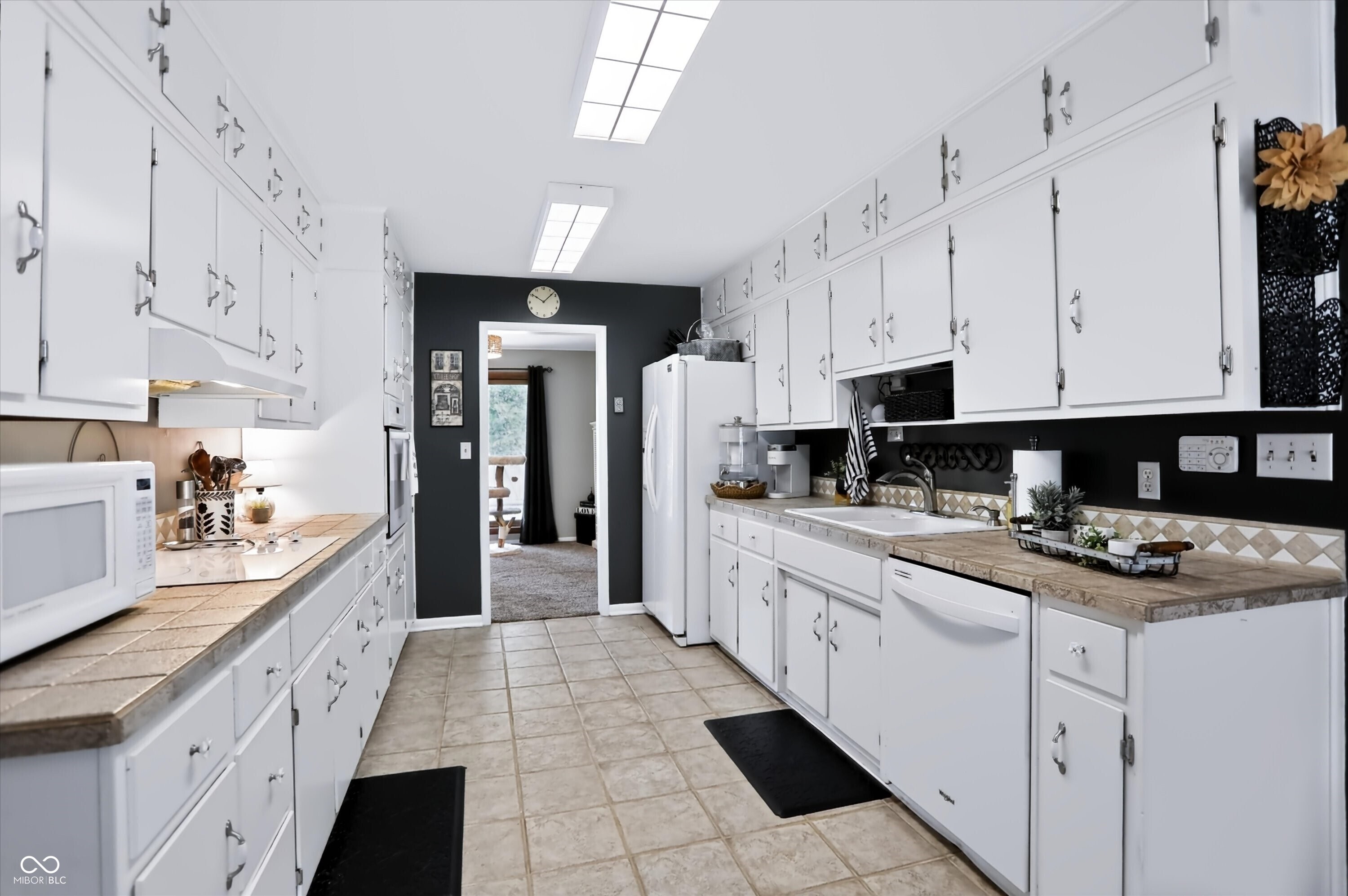 2812 Greenbriar Road Anderson, IN 46011 - Photo 13 of 39 Gallery Image 13